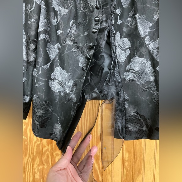 LOGO Floral Blazer - Picture 2 of 7